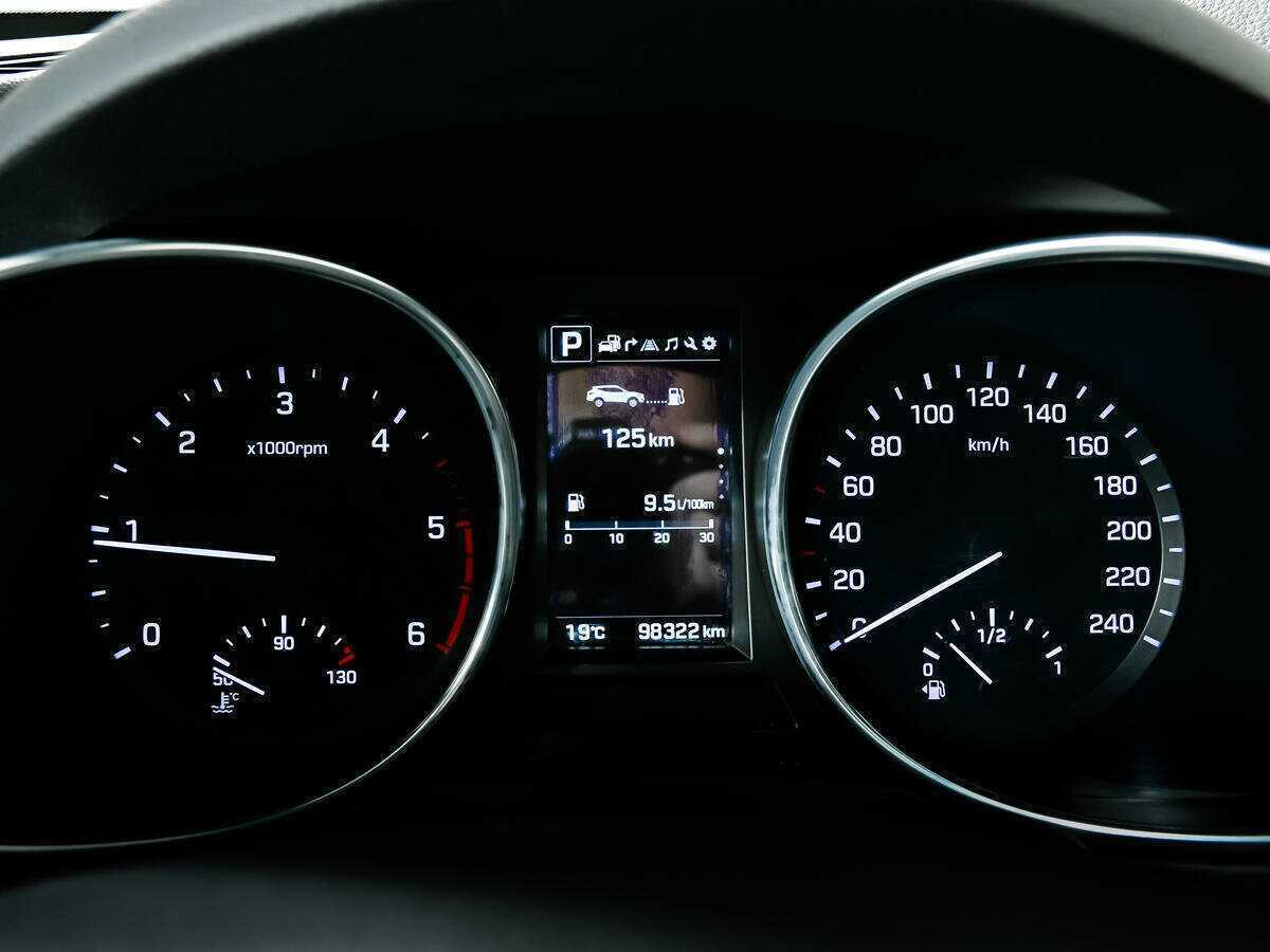 Купить Hyundai Santa Fe, 2016, 98 263 км, фото №9