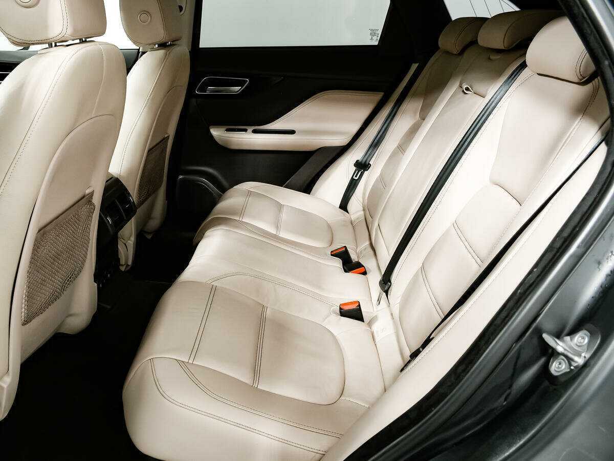 Купить Jaguar F-Pace, 2016, 110 895 км, фото №12