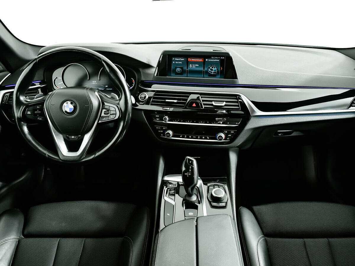 Купить BMW 5 серии 520d, 2018, 86 606 км, фото №10