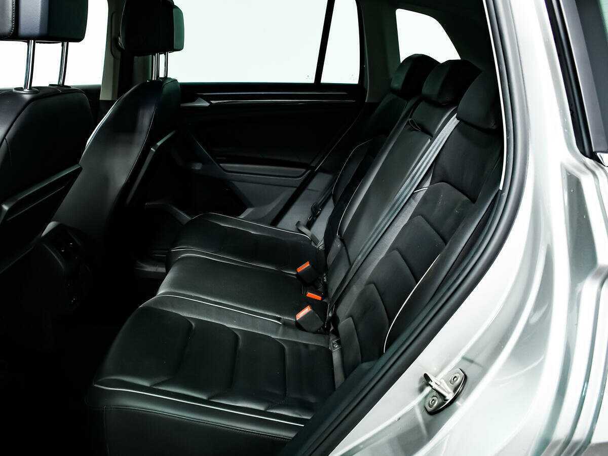 Купить Volkswagen Tiguan, 2020, 107 813 км, фото №12