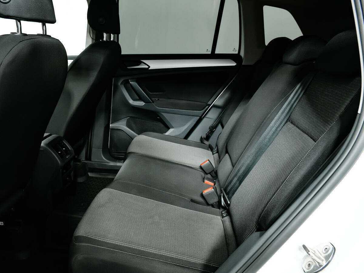 Купить Volkswagen Tiguan, 2021, 76 982 км, фото №12