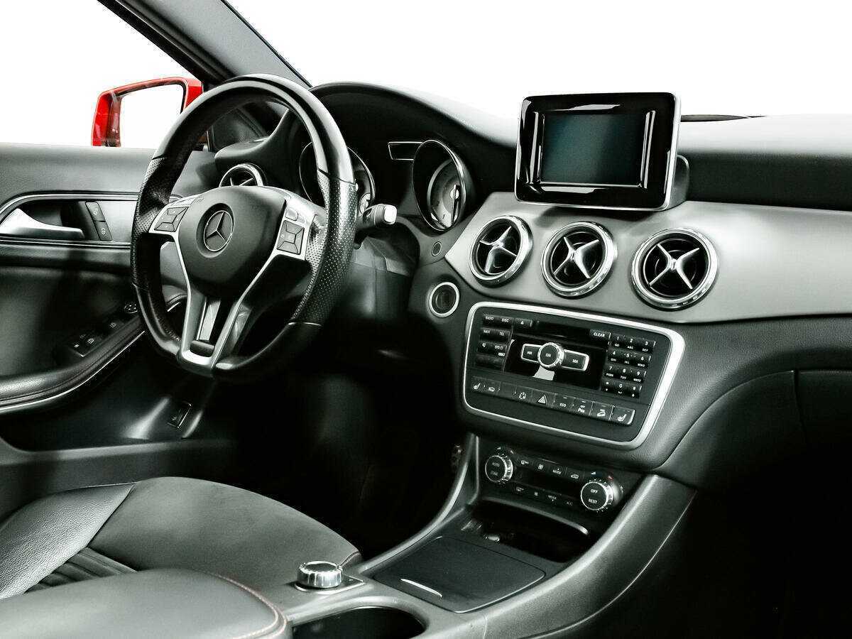 Купить Mercedes-Benz GLA 250, 2014, 109 252 км, фото №9