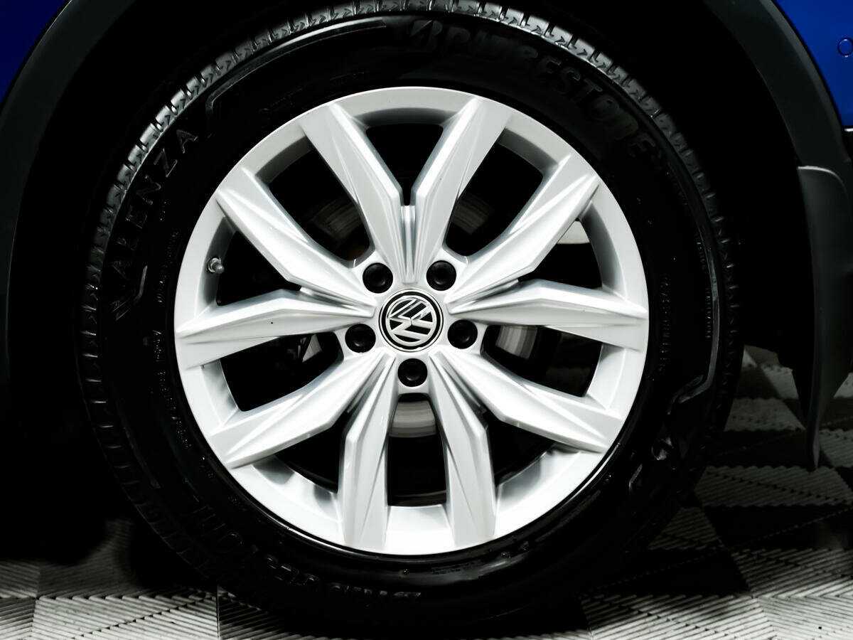 Купить Volkswagen Tiguan, 2018, 127 300 км, фото №14