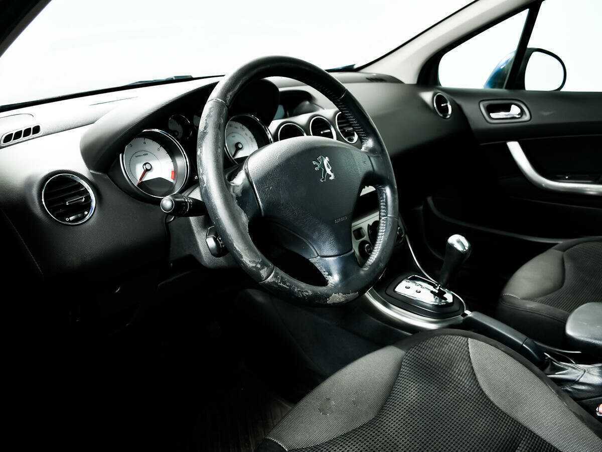 Купить Peugeot 308, 2010, 141 245 км, фото №13