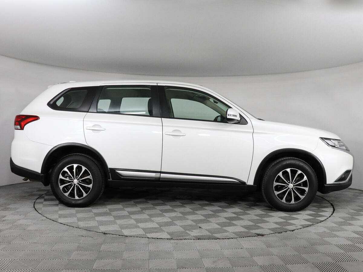 Купить Mitsubishi Outlander, 2020, 29 324 км, фото №4