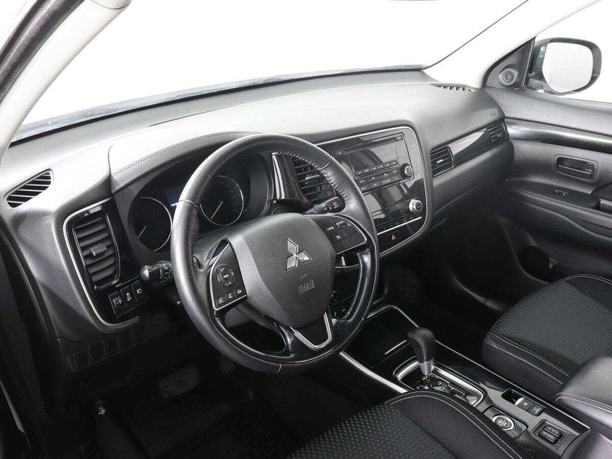Купить Mitsubishi Outlander, 2020, 29 324 км, фото №9