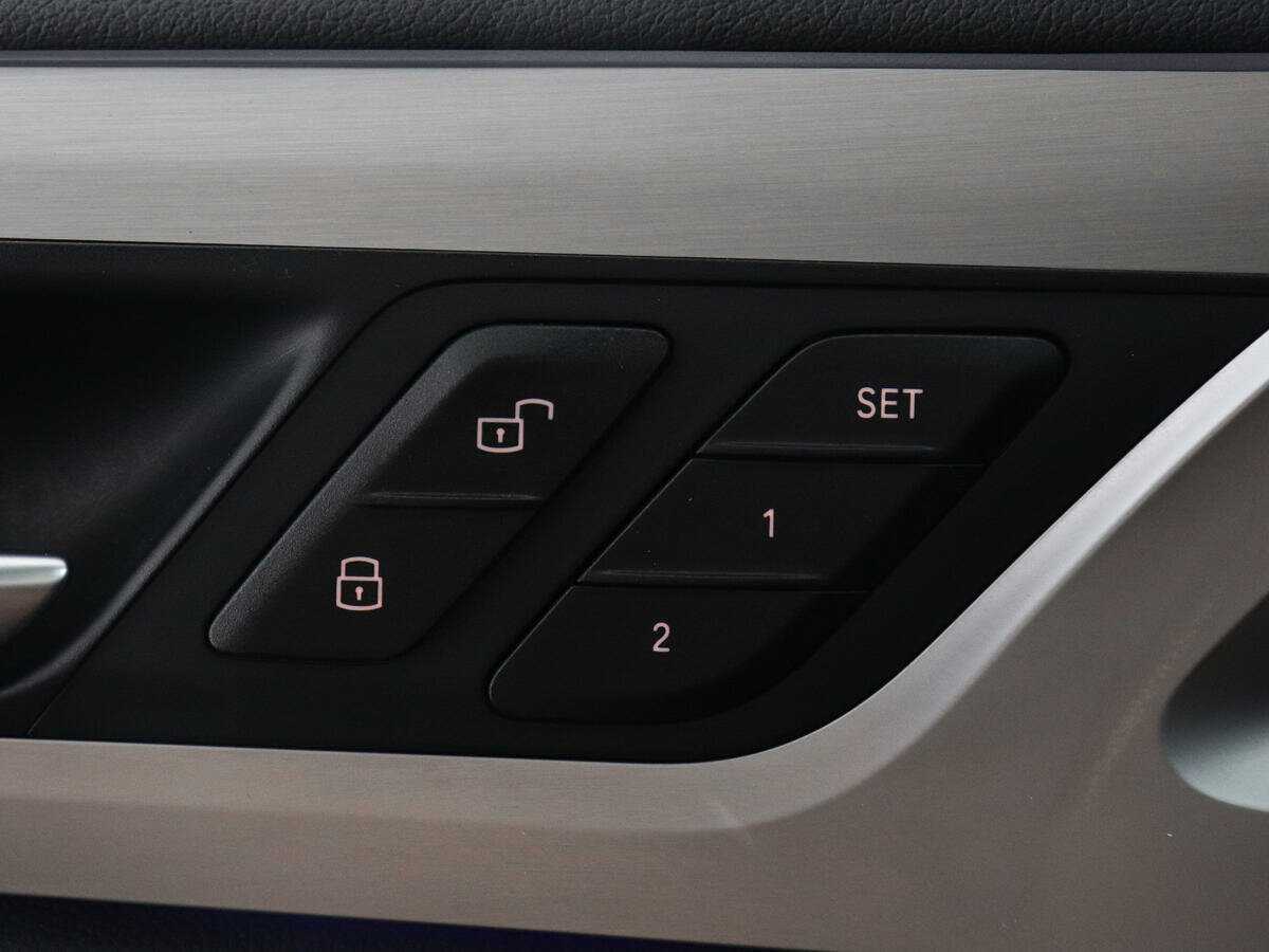 Купить BMW X4 30d, 2019, 94 330 км, фото №19