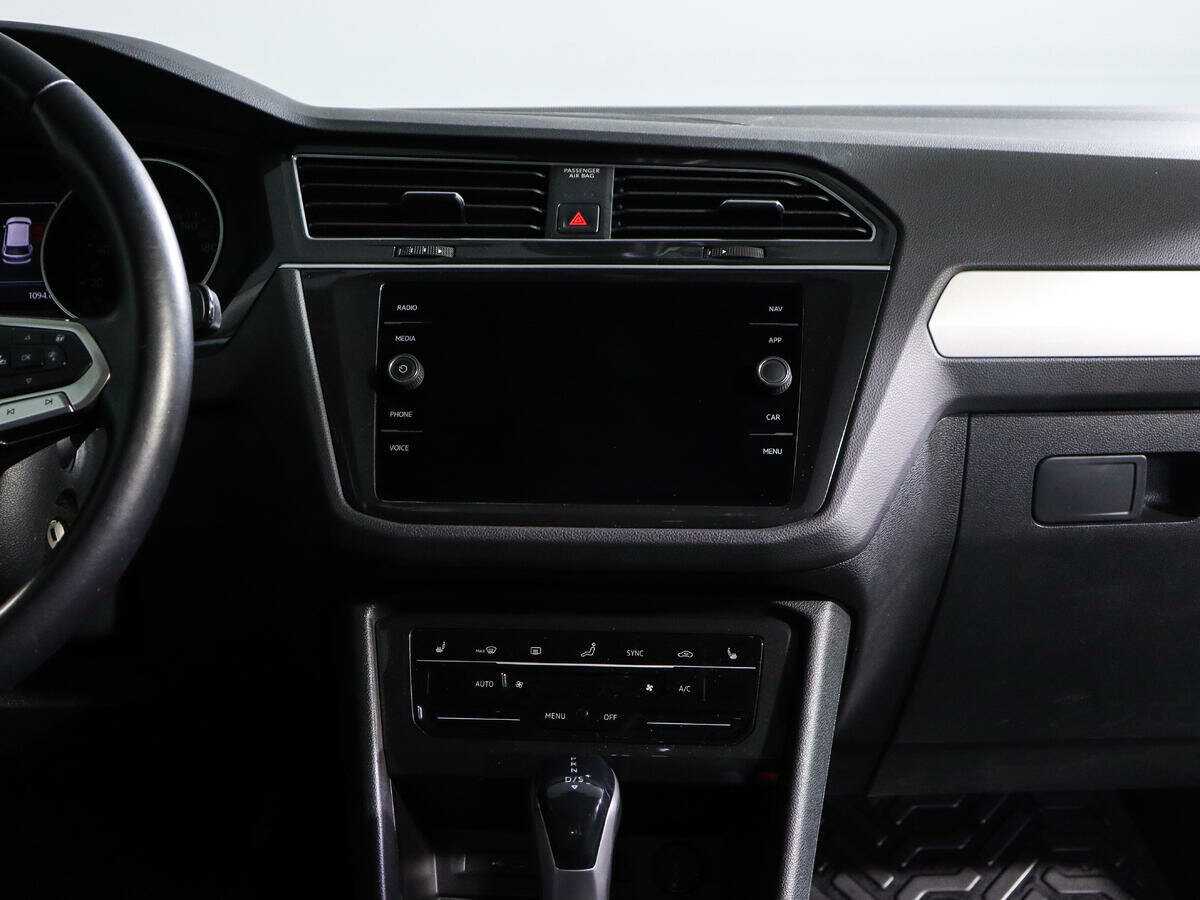 Купить Volkswagen Tiguan, 2021, 72 990 км, фото №10