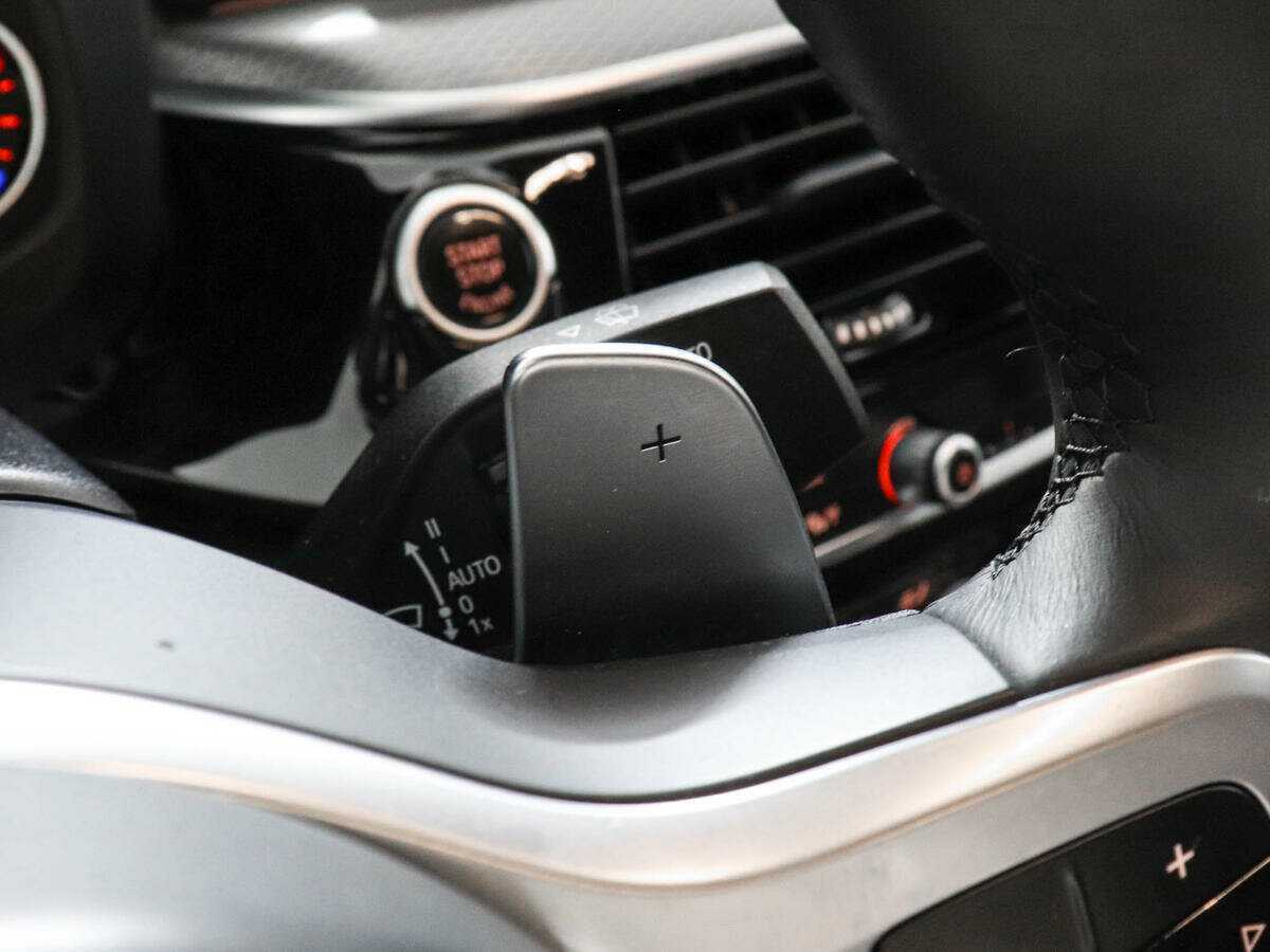 Купить BMW 5 серии 520d xDrive, 2019, 119 559 км, фото №18