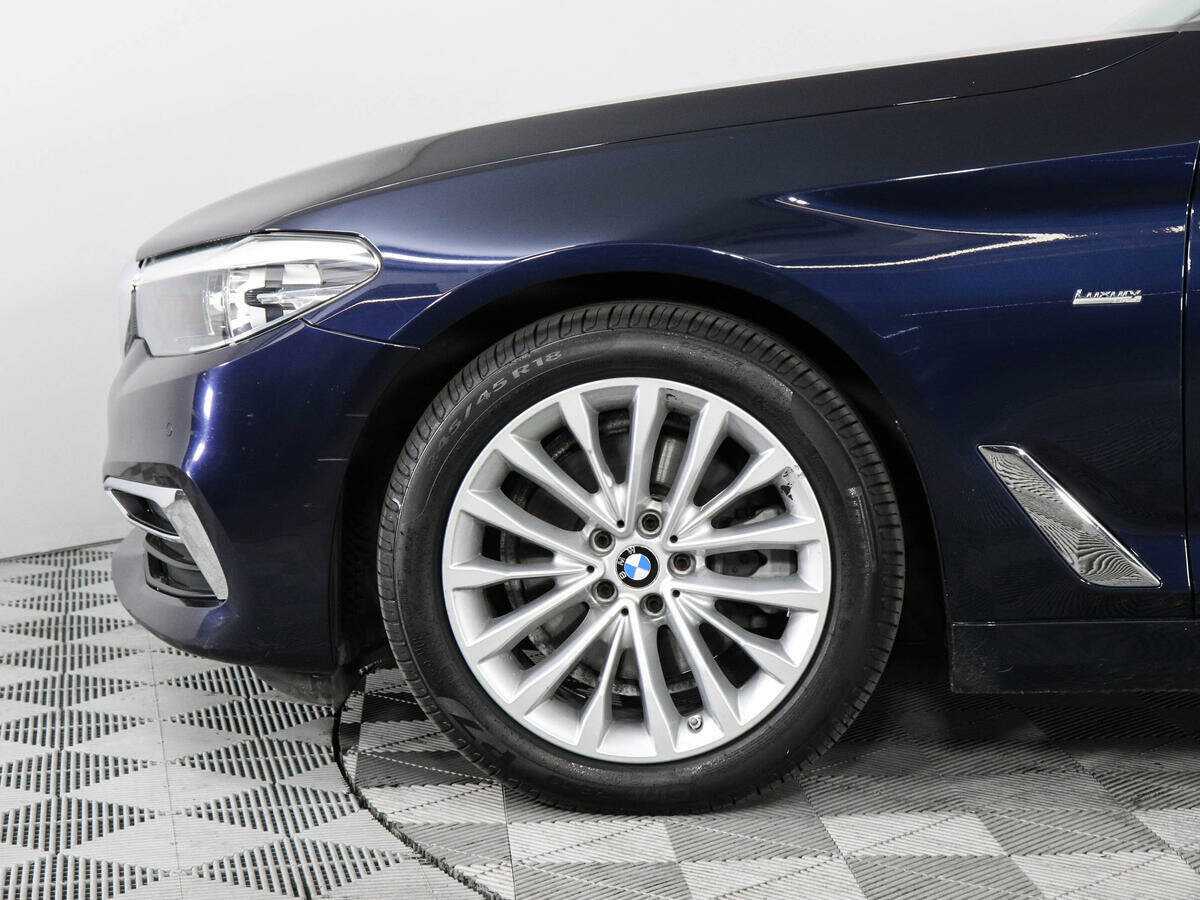 Купить BMW 5 серии 520d xDrive, 2017, 72 683 км, фото №8