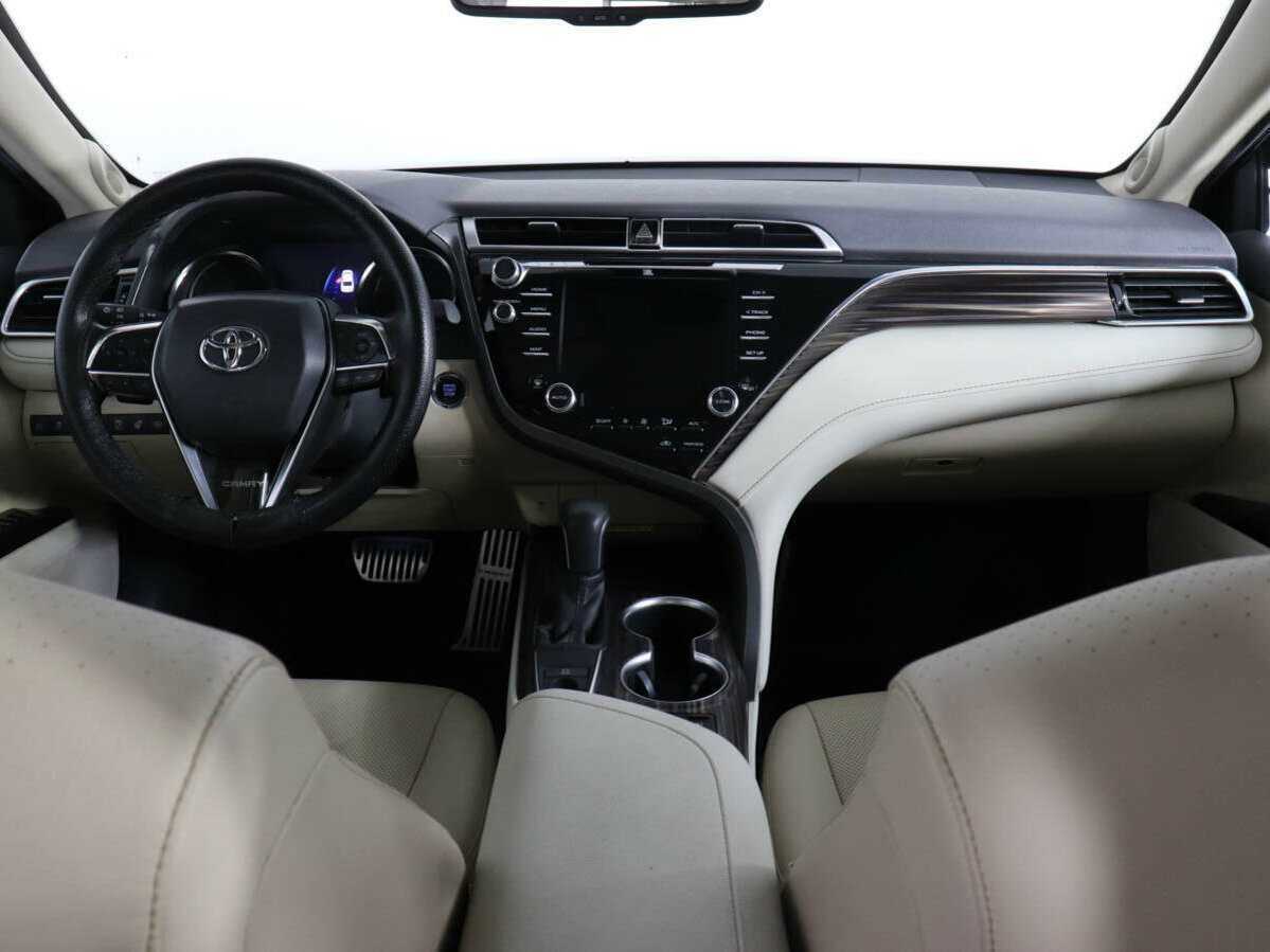 Купить Toyota Camry, 2019, 76 960 км, фото №11