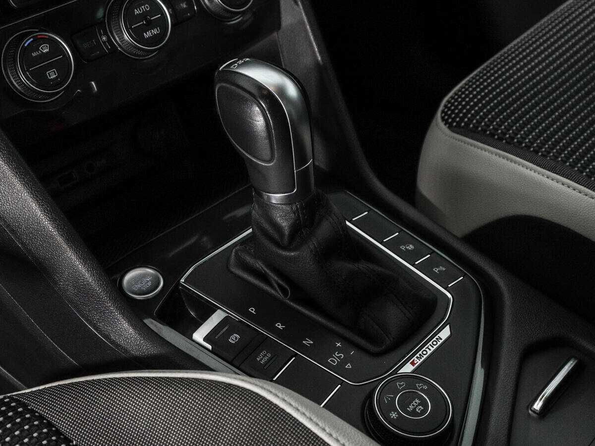 Купить Volkswagen Tiguan, 2019, 125 367 км, фото №10