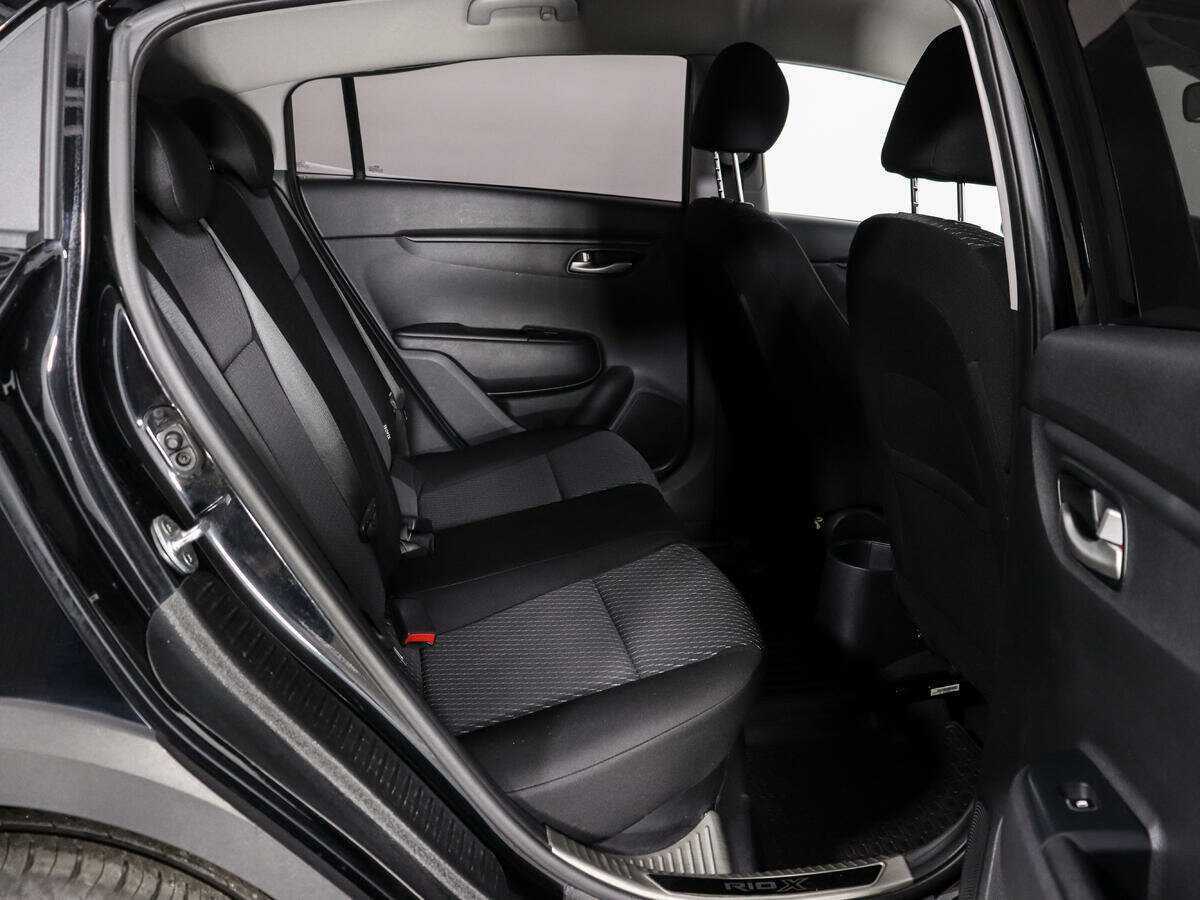Купить Kia Rio X-Line, 2018, 120 033 км, фото №12