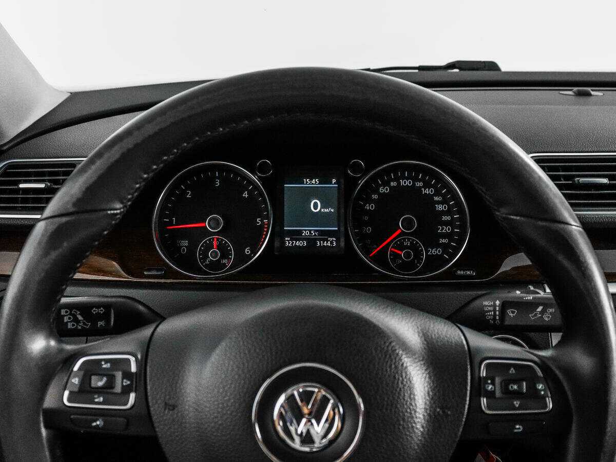 Купить Volkswagen Passat, 2011, 327 402 км, фото №18