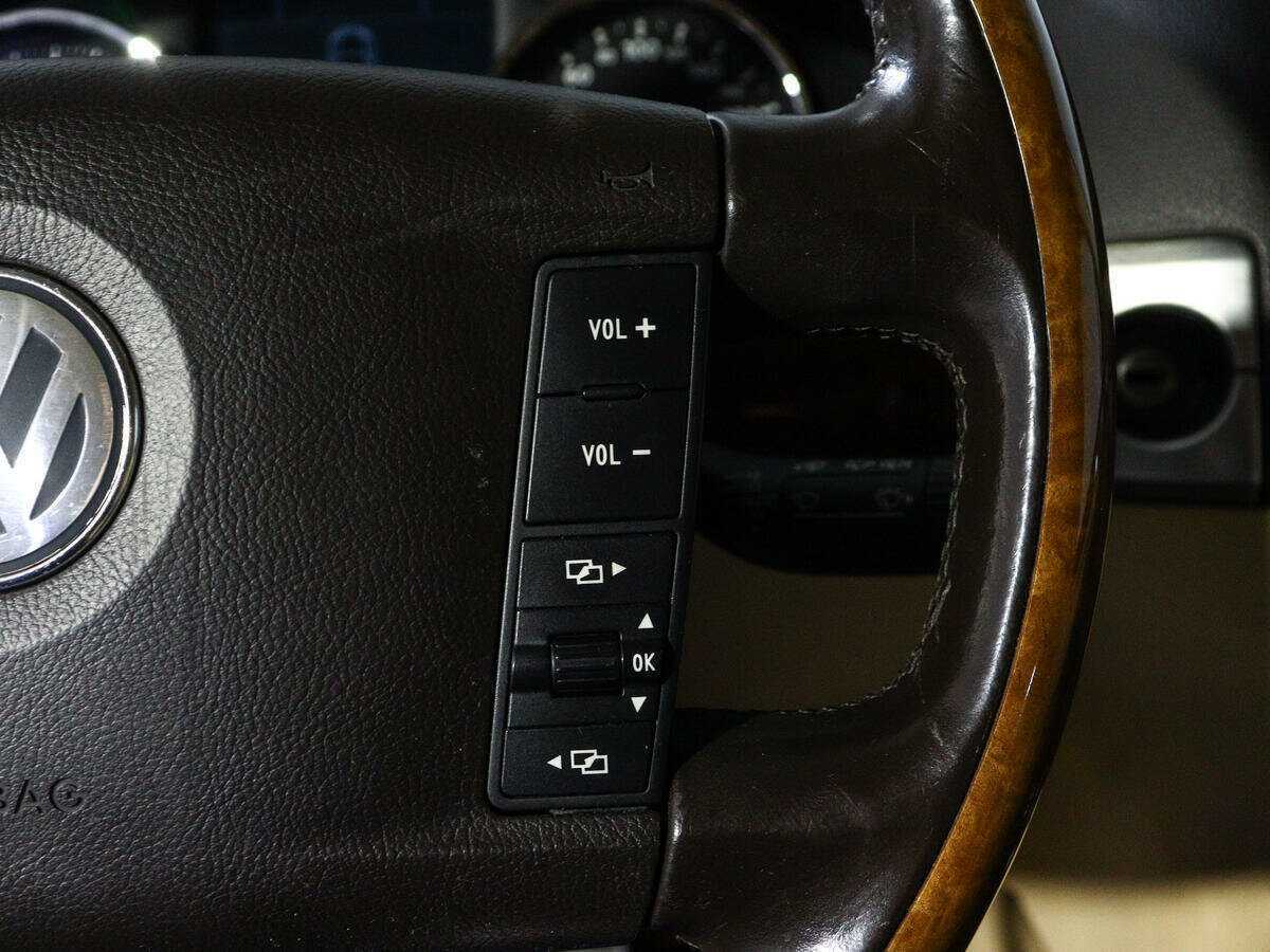 Купить Volkswagen Touareg, 2008, 200 000 км, фото №23