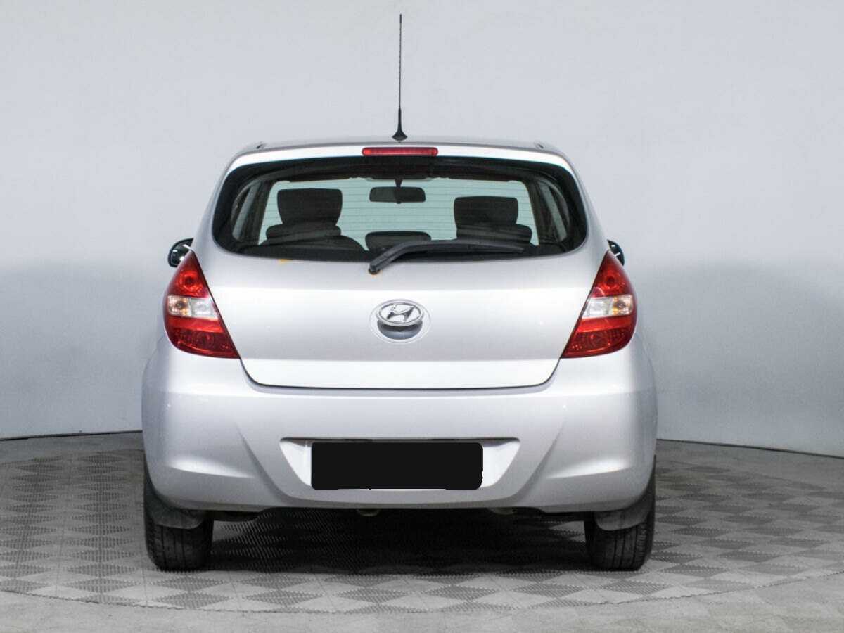 Купить Hyundai i20, 2010, 248 668 км, фото №6