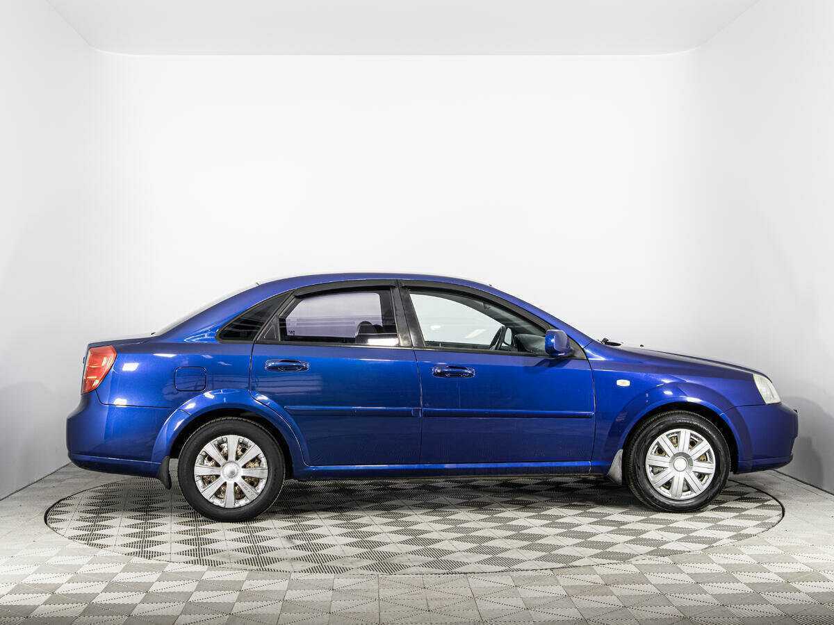 Купить Chevrolet Lacetti, 2010, 184 978 км, фото №4