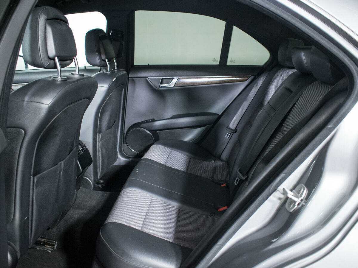 Купить Mercedes-Benz C-Класс 200, 2009, 136 337 км, фото №10