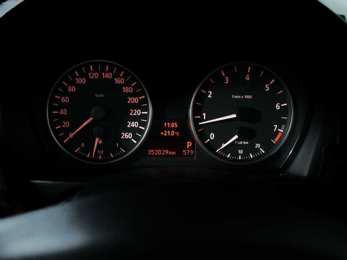 Купить BMW 3 серии 325i, 2005, 352 029 км, фото №11