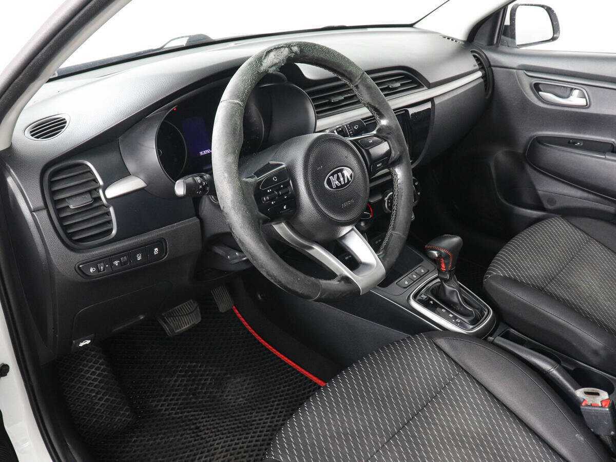 Купить Kia Rio, 2017, 353 008 км, фото №5