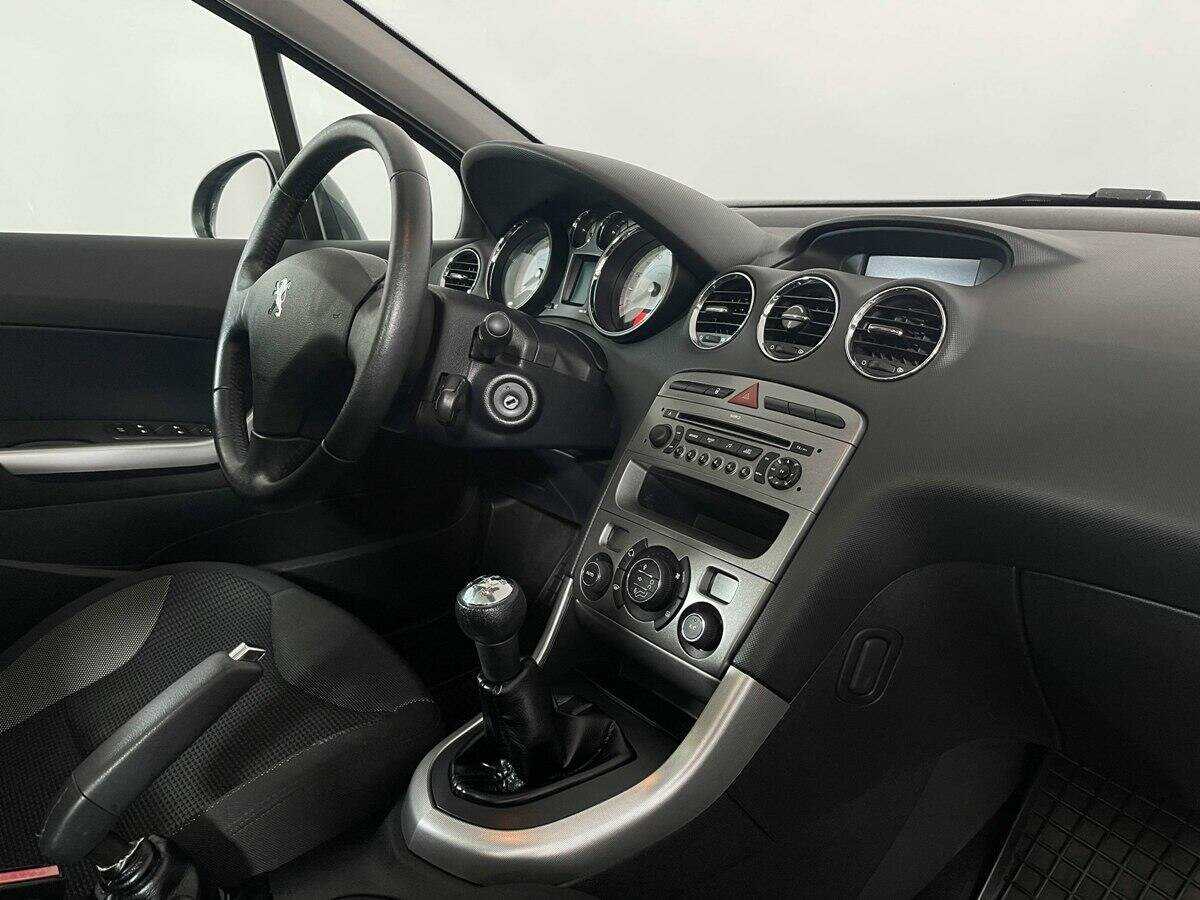 Купить Peugeot 308, 2009, 100 111 км, фото №9