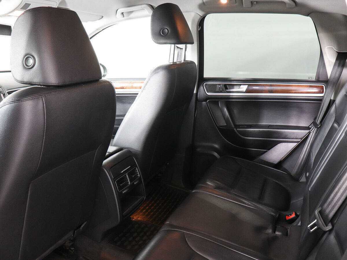 Купить Volkswagen Touareg, 2010, 223 431 км, фото №12