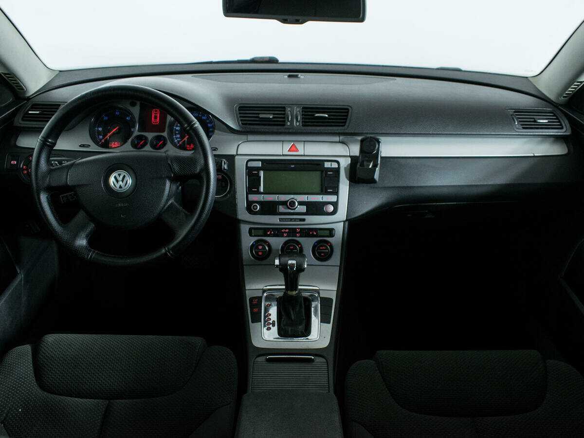 Купить Volkswagen Passat, 2008, 331 496 км, фото №12