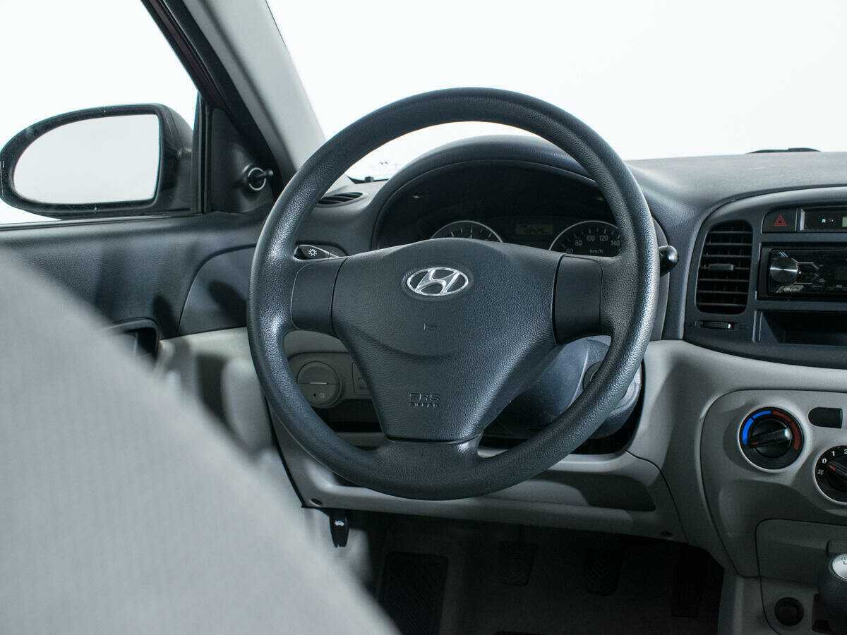 Купить Hyundai Verna, 2007, 49 425 км, фото №14