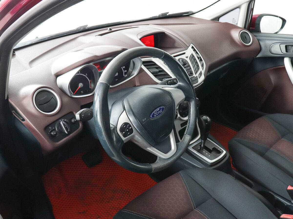Купить Ford Fiesta, 2010, 130 645 км, фото №5