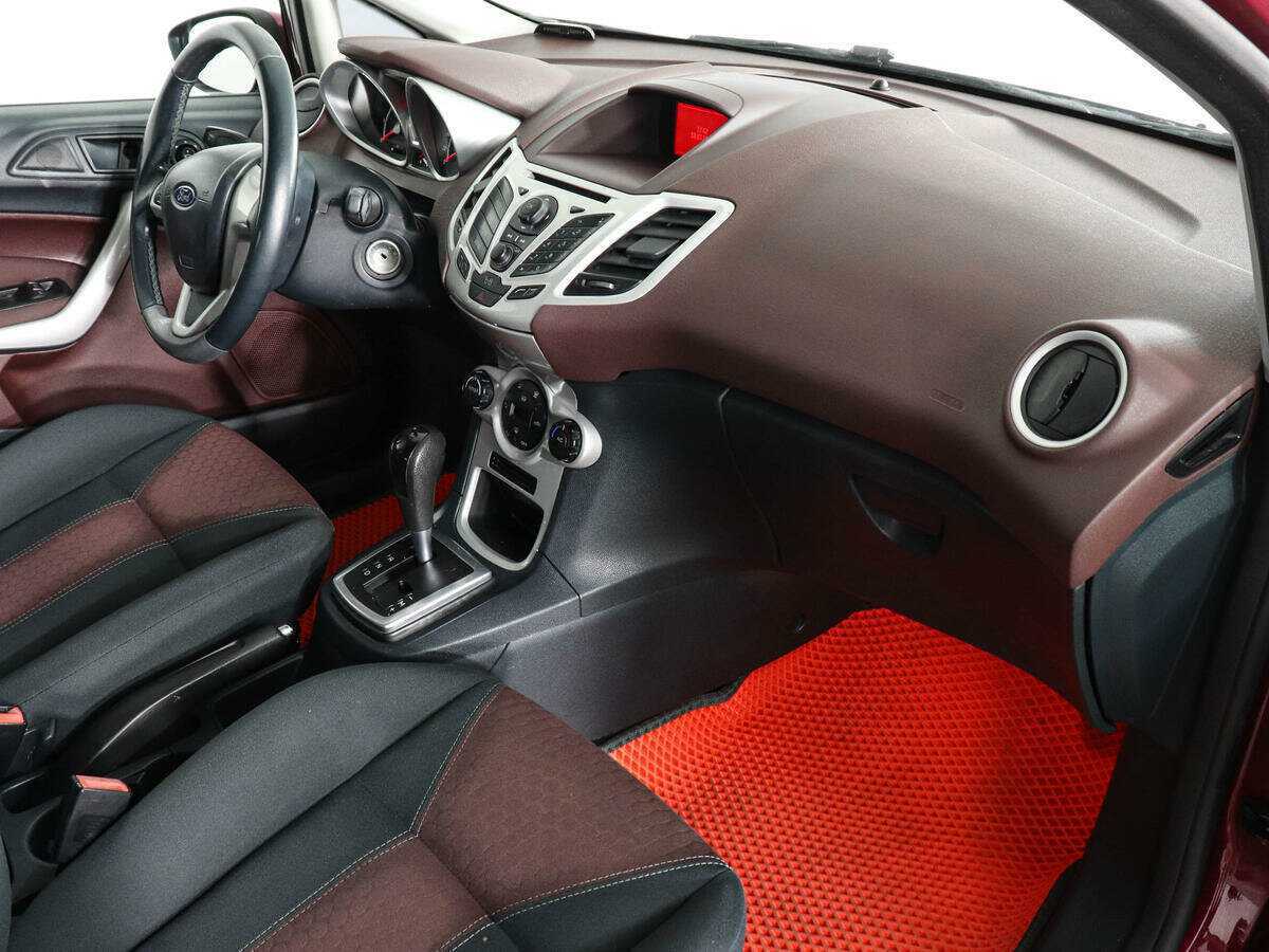 Купить Ford Fiesta, 2010, 130 645 км, фото №6