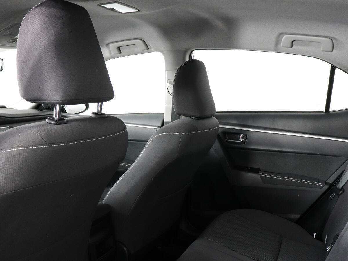 Купить Toyota Corolla, 2017, 35 222 км, фото №12