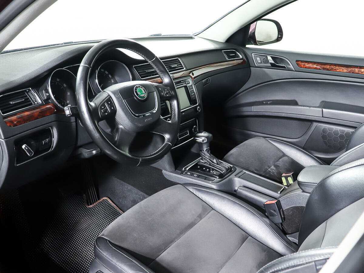 Купить Skoda Superb, 2010, 136 055 км, фото №16