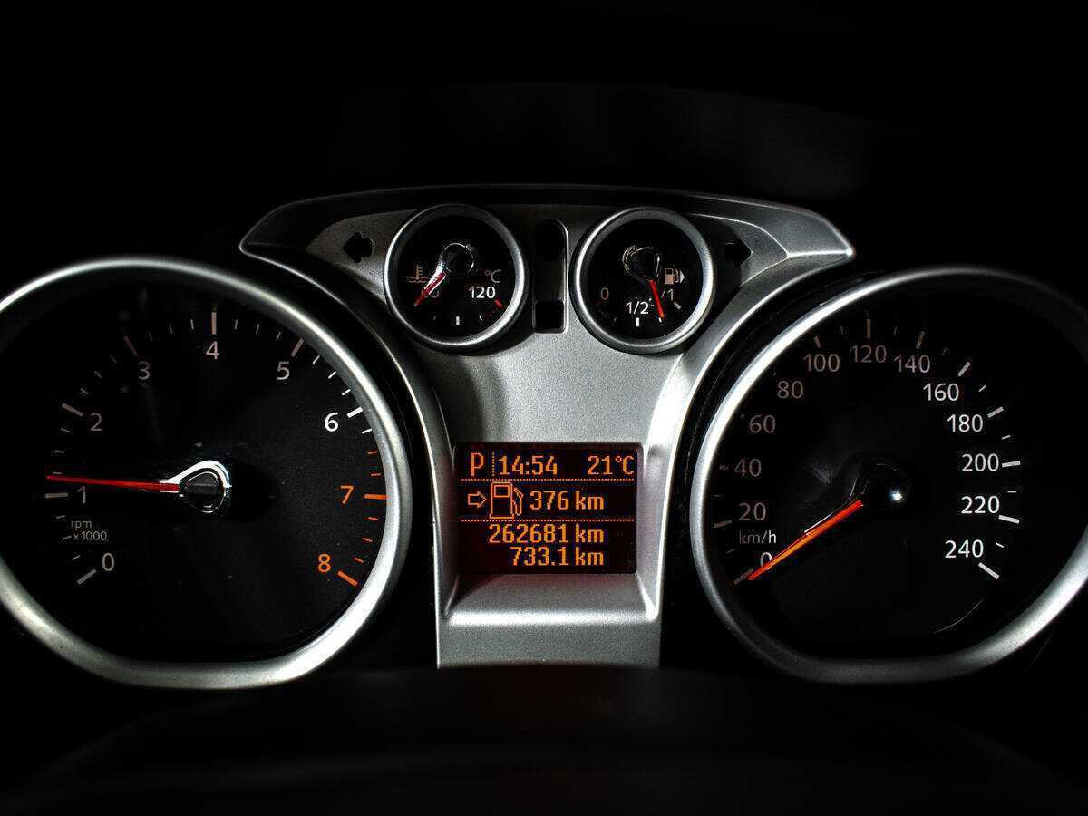 Купить Ford Focus, 2010, 262 134 км, фото №10