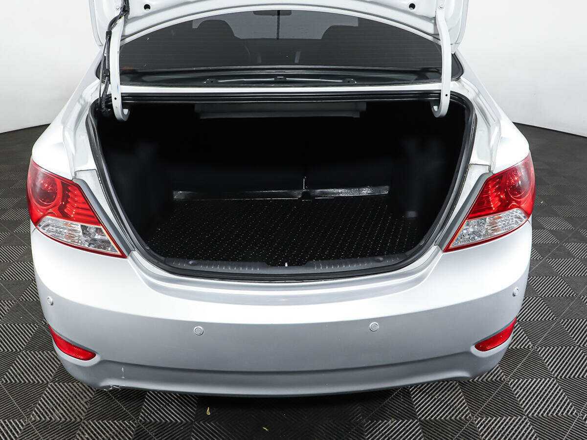 Купить Hyundai Solaris, 2011, 89 044 км, фото №10