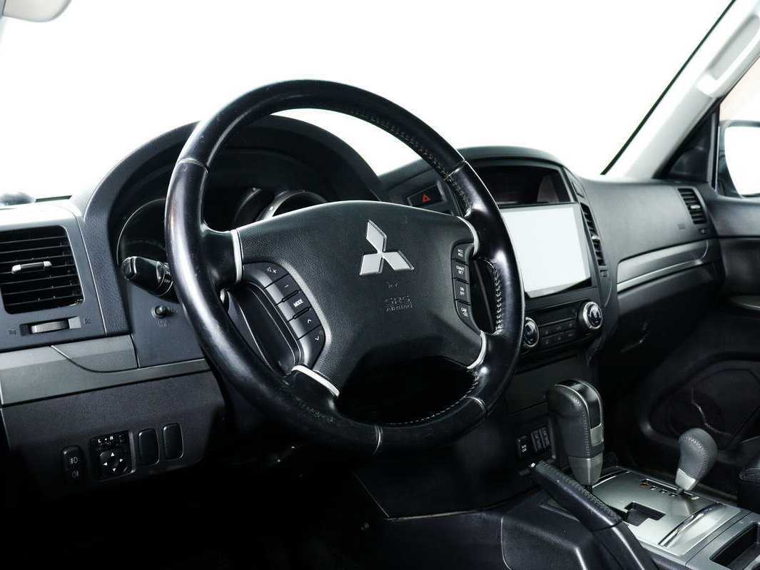 Купить Mitsubishi Pajero, 2011, 202 863 км, фото №11