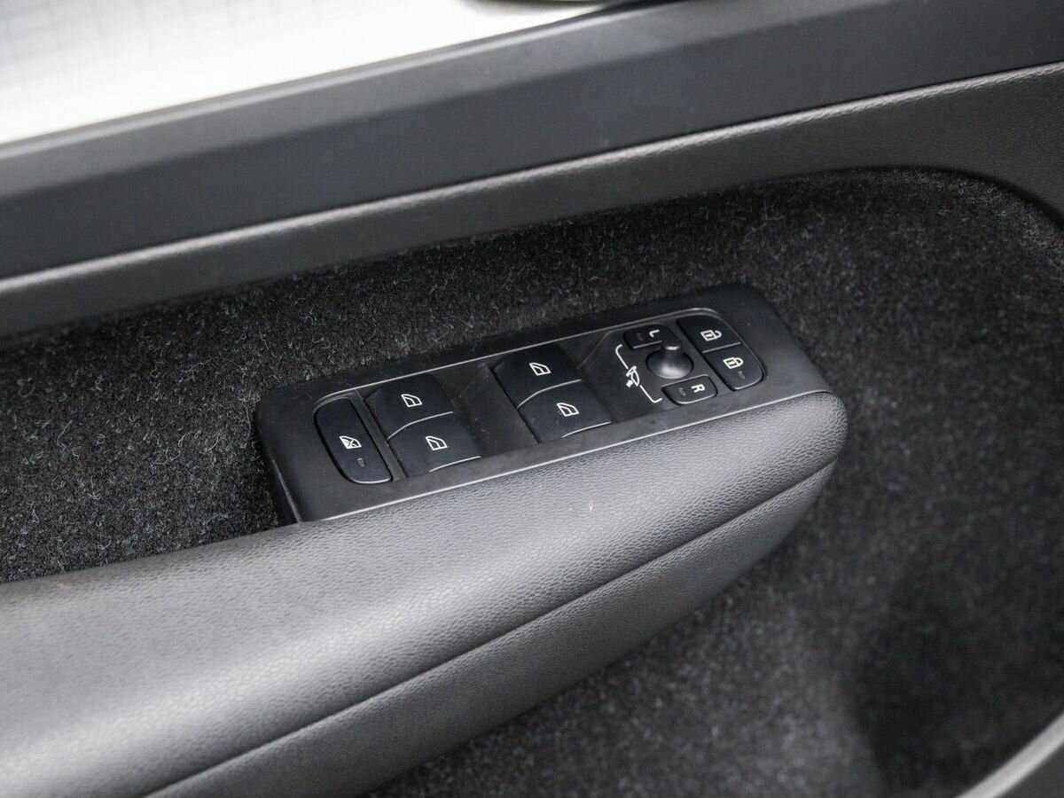 Купить Volvo XC40, 2020, 110 000 км, фото №16