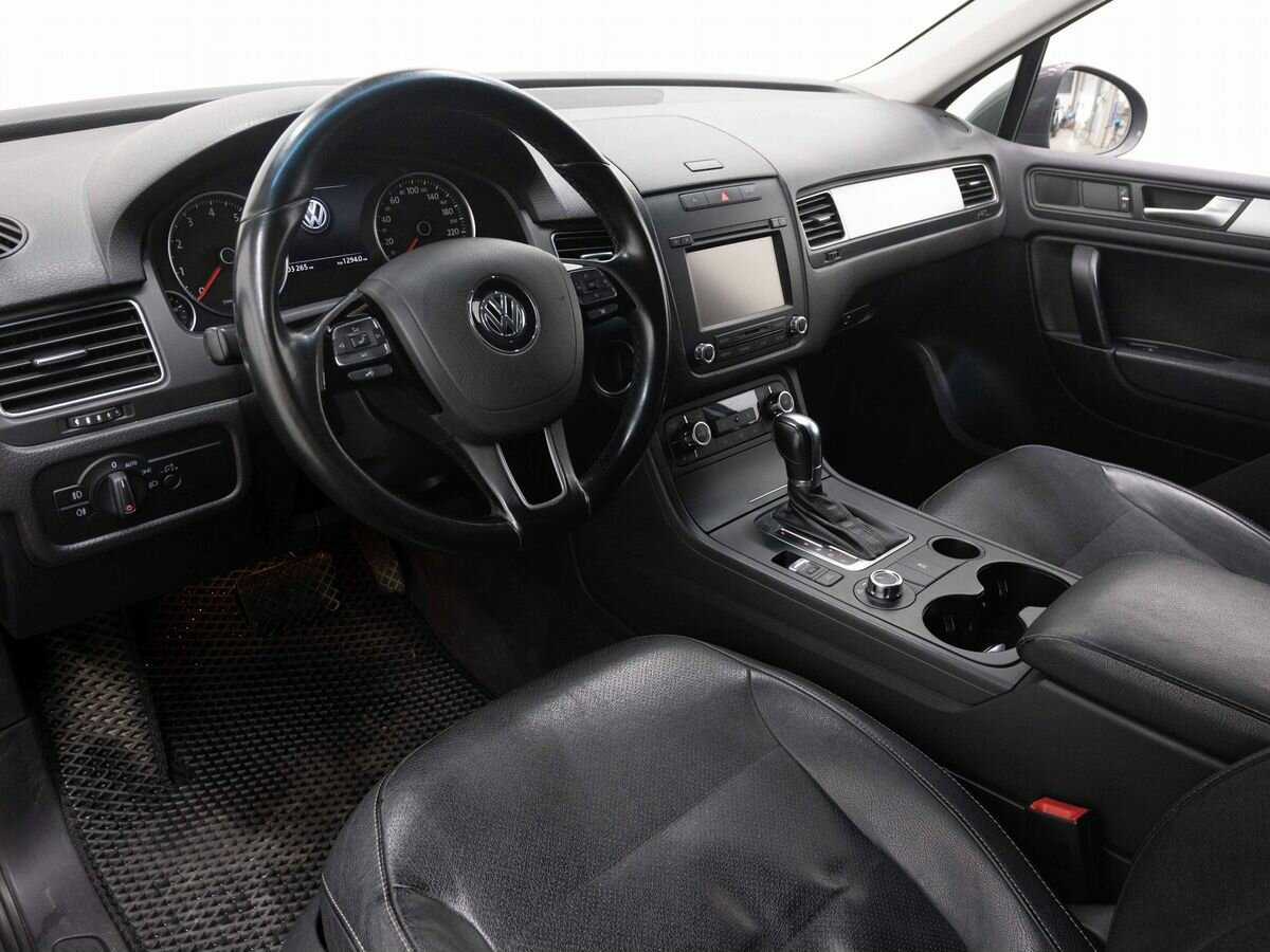 Купить Volkswagen Touareg, 2011, 203 261 км, фото №9
