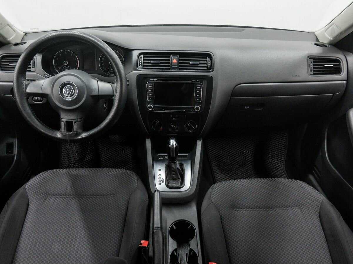 Купить Volkswagen Jetta, 2013, 229 226 км, фото №11