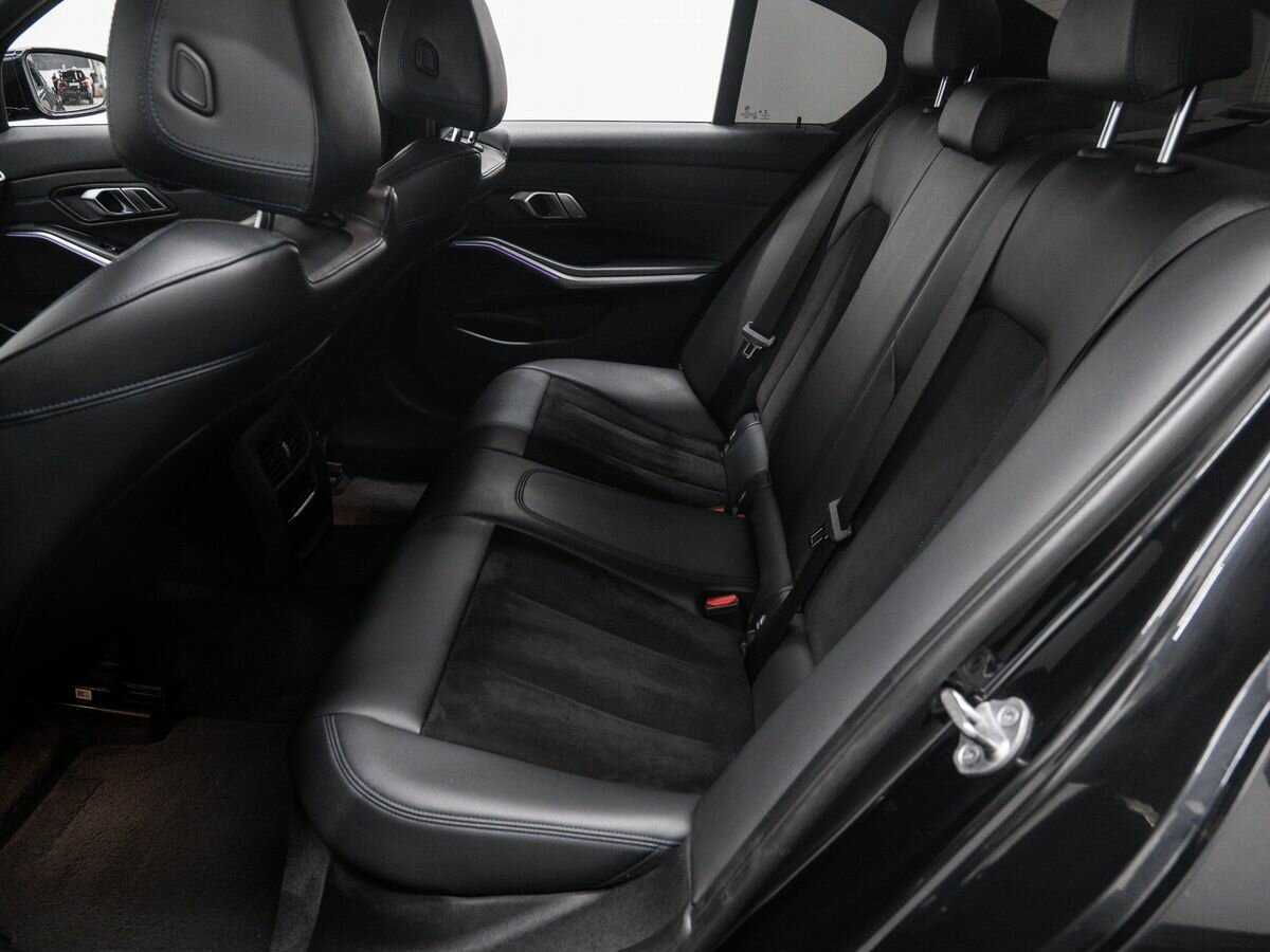 Купить BMW 3 серии 330i, 2019, 201 151 км, фото №9