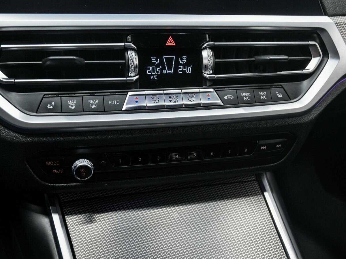 Купить BMW 3 серии 330i, 2019, 201 151 км, фото №14