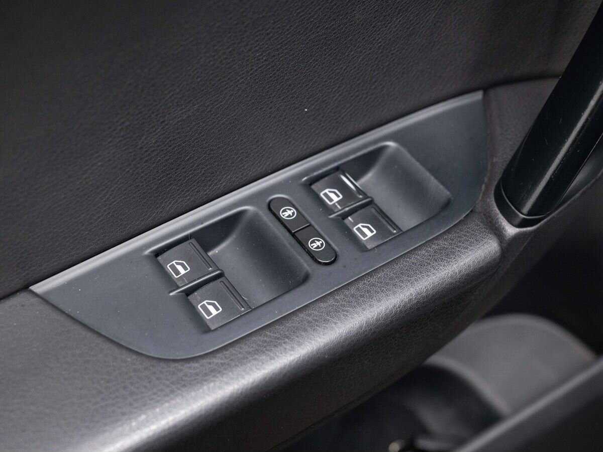 Купить Volkswagen Touareg, 2011, 199 705 км, фото №20