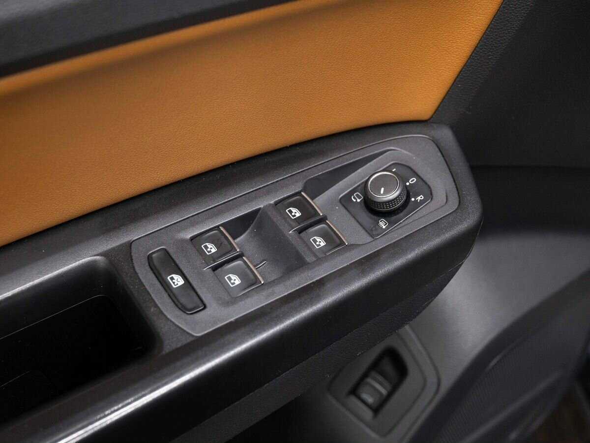 Купить Volkswagen Teramont, 2018, 148 215 км, фото №17