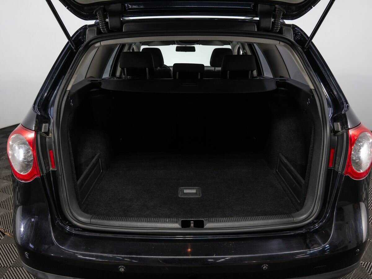 Купить Volkswagen Passat, 2010, 316 610 км, фото №19