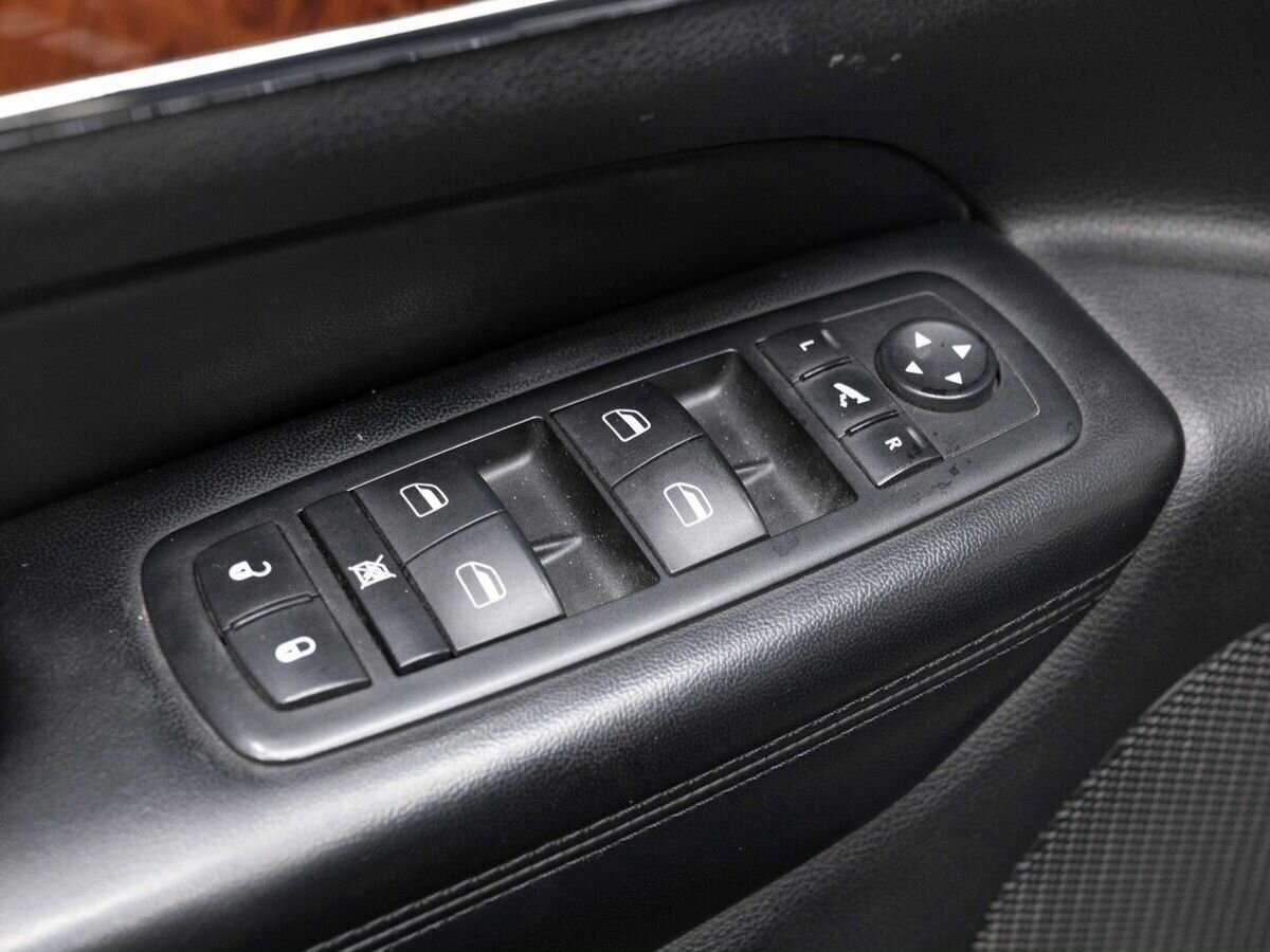 Купить Jeep Grand Cherokee, 2010, 312 130 км, фото №21