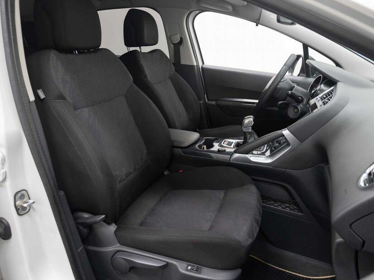 Купить Peugeot 3008, 2010, 215 244 км, фото №13