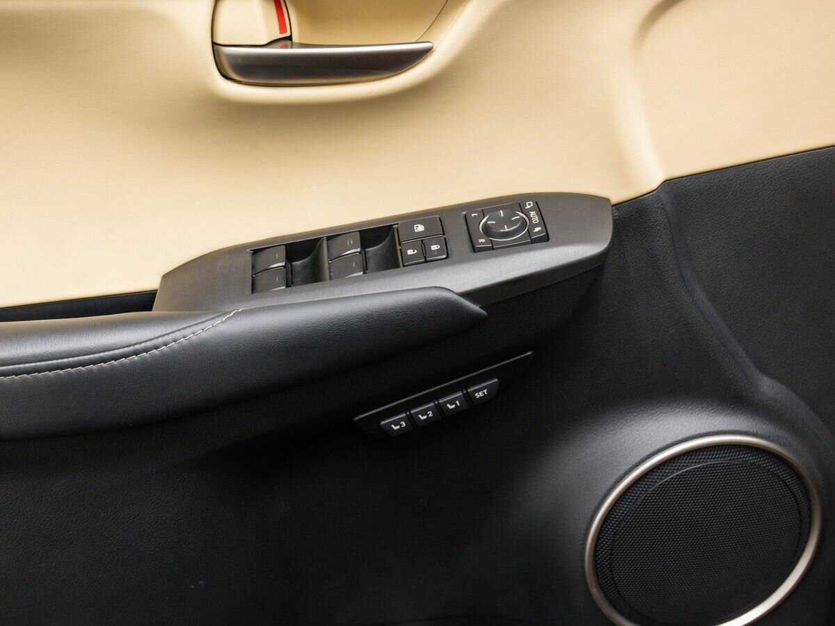 Купить Lexus NX 200t, 2015, 174 000 км, фото №18