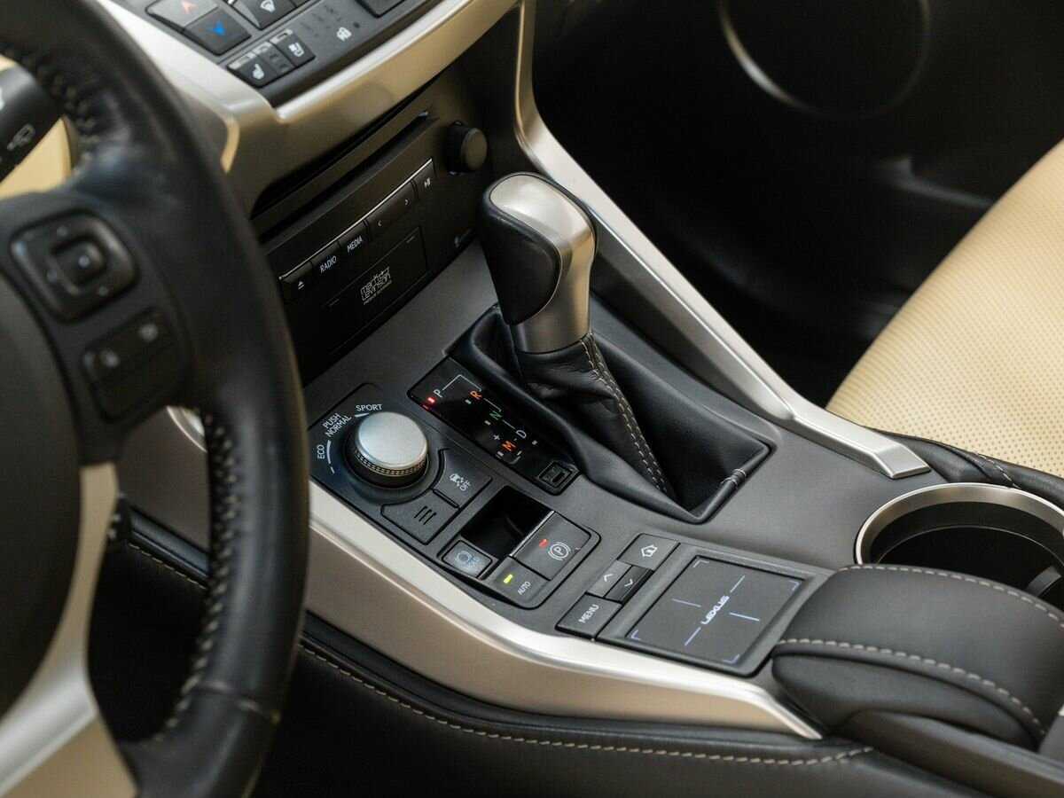 Купить Lexus NX 200t, 2015, 174 000 км, фото №21