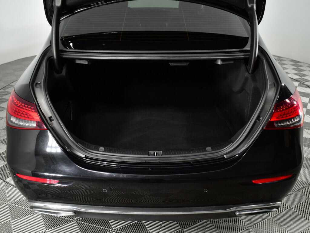 Купить Mercedes-Benz E-Класс 200 d, 2021, 99 761 км, фото №18