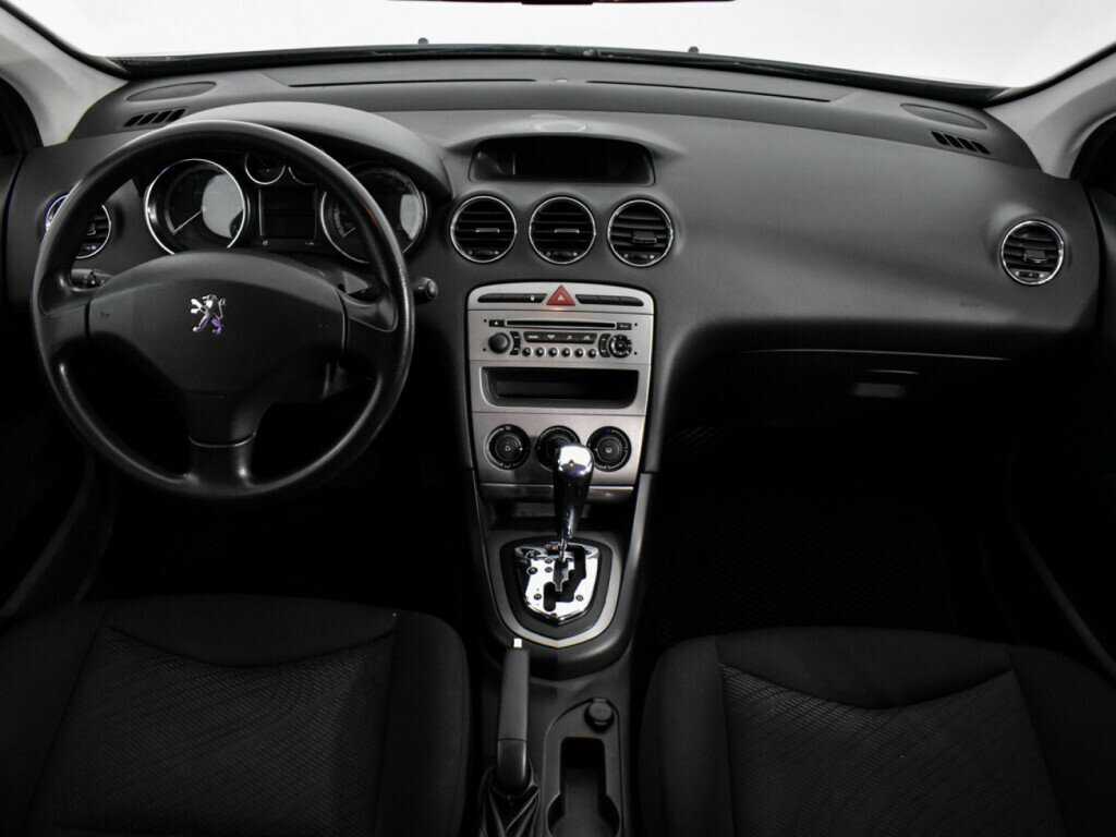 Купить Peugeot 308, 2011, 134 739 км, фото №12