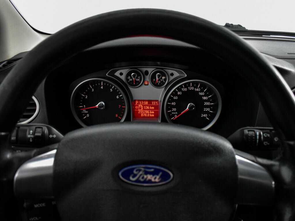 Купить Ford Focus, 2010, 215 784 км, фото №17